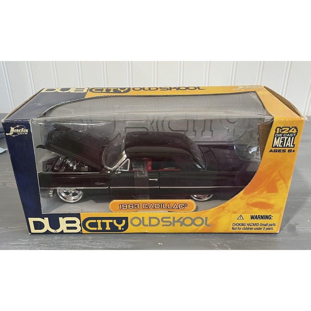 JADA DUB CITY OLDSKOOL‎ 1963 Cadillac Black 1:24 DIECAST MODEL